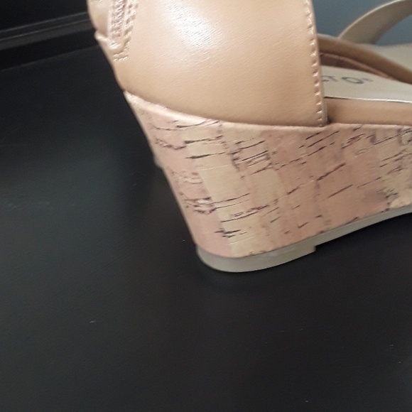 SOLD - Picture 4 of 4